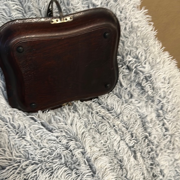 Vintage Brown Wooden Tray with Handle - Picture 4 of 6